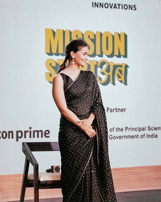 Alia Bhatt in black dotted saree at Mission Start Ab event in Delhi