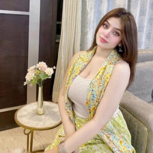 Cute Indian bhabhi photo in white top and floral dupatta – beautiful desi bhabhi look.