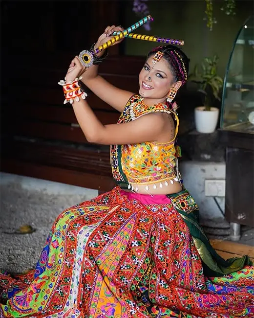 Navratri Garba look for girls in colorful traditional chaniya choli with mirror work